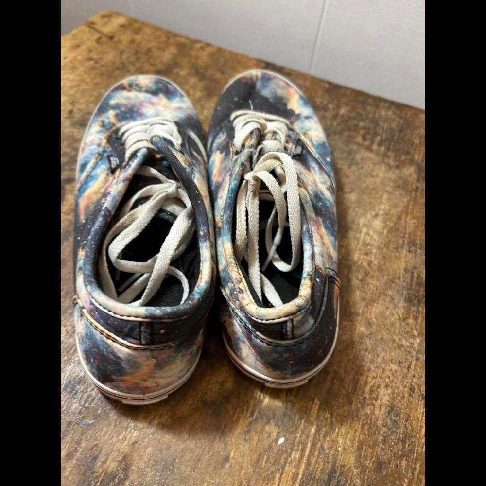 Vans Galaxy Print Sneakers - Unique Cosmic Design 7.5 - Picture 3 of 5